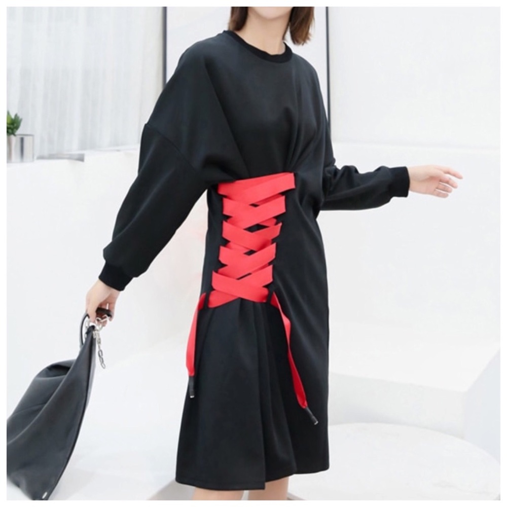 ❤️ Red Accent Ribbon Oversize Tunic Top - Picture 2 of 6
